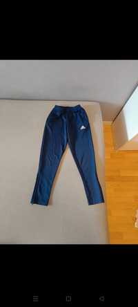 Spodnie sportowe adidas