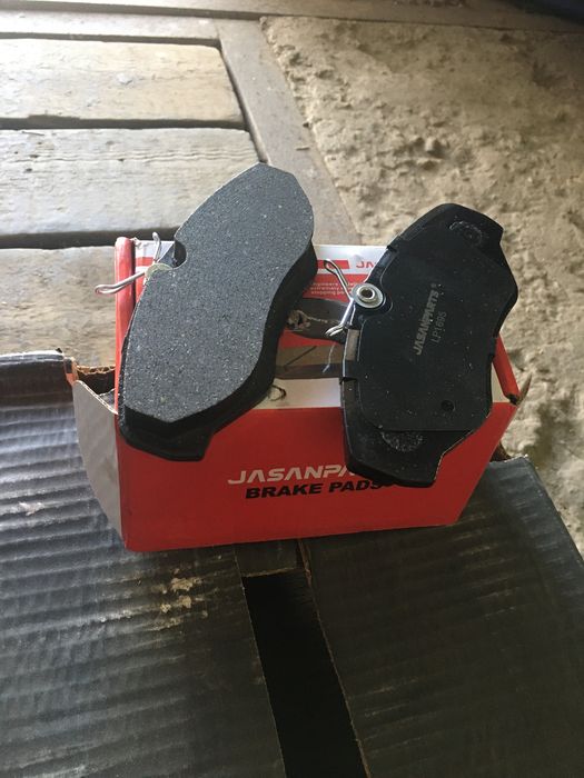 Продам одним лотом