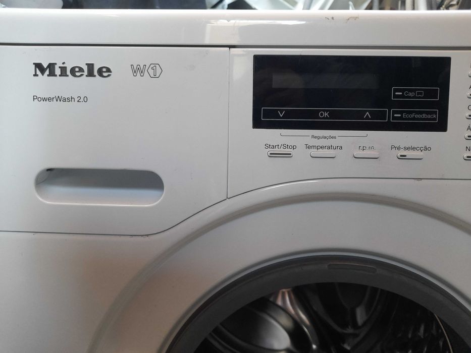 maquina de roupa da Miele 8 quilos 1600 rpm impecavel como nova
