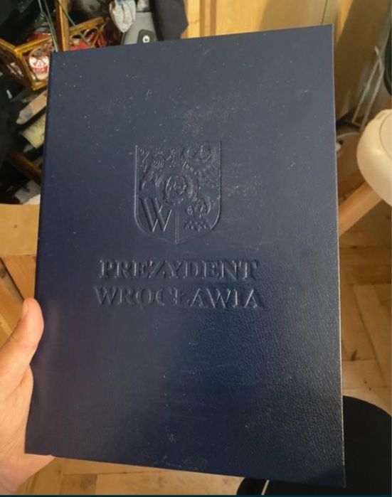 Dokument Prezydenta Miasta Wrocławia z oryginalnymee podpisem Sutryk