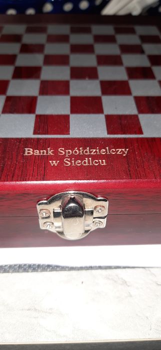 Mini szachy + zestaw do wina bank