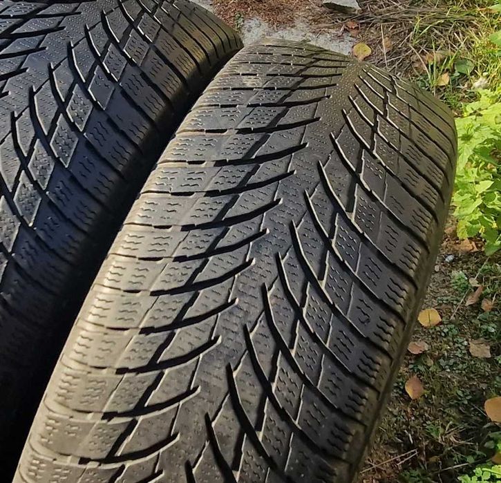 Opony zimowe 215 55 R17 Nokian - Stan Idealny !