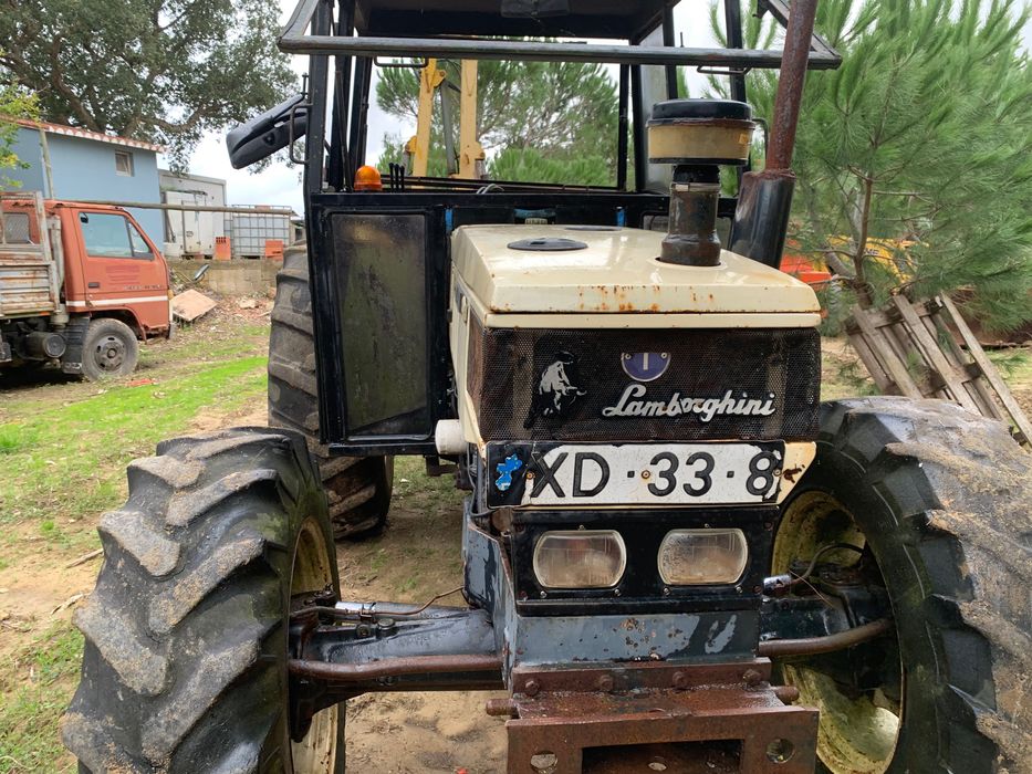 Tractor Lomborgini 4x4 Mafra