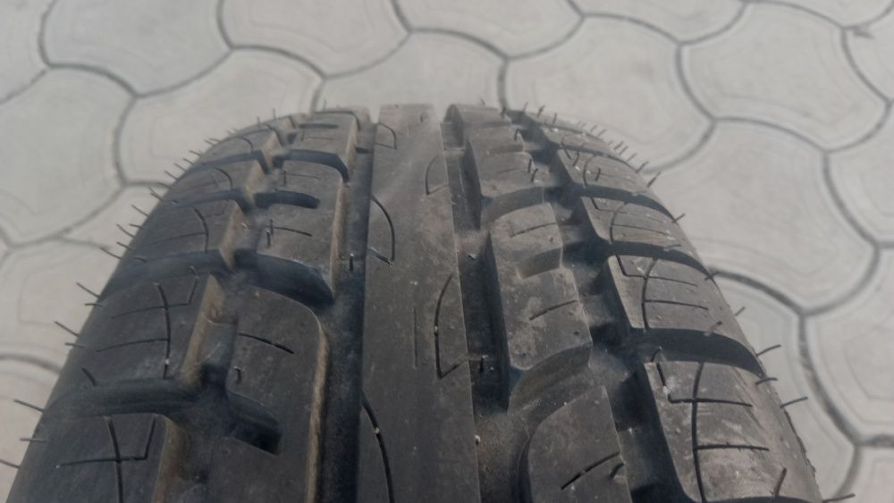 Продам покрышку KELLY ST 165 /70 R13