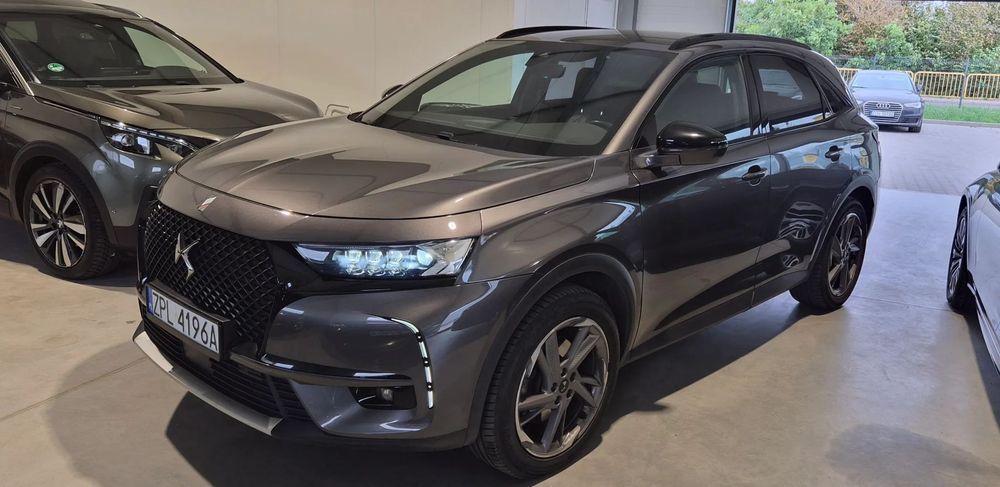 DS Automobiles DS 7 Crossback E-Tense Rivoli 4x4 Matrix LED 300 KM stan wzorowy