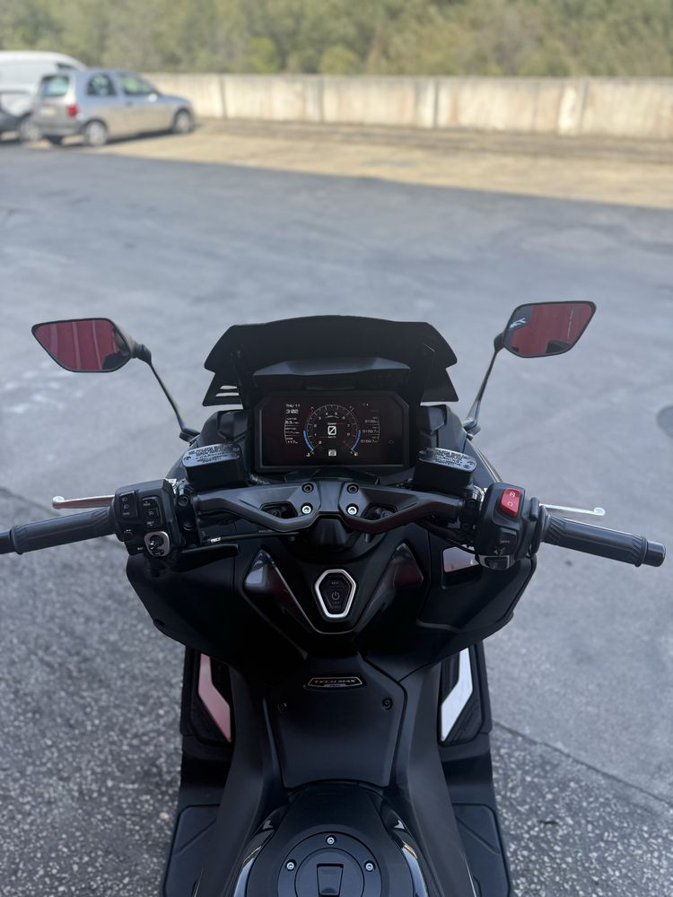 Yamaha tmax 560 techmax