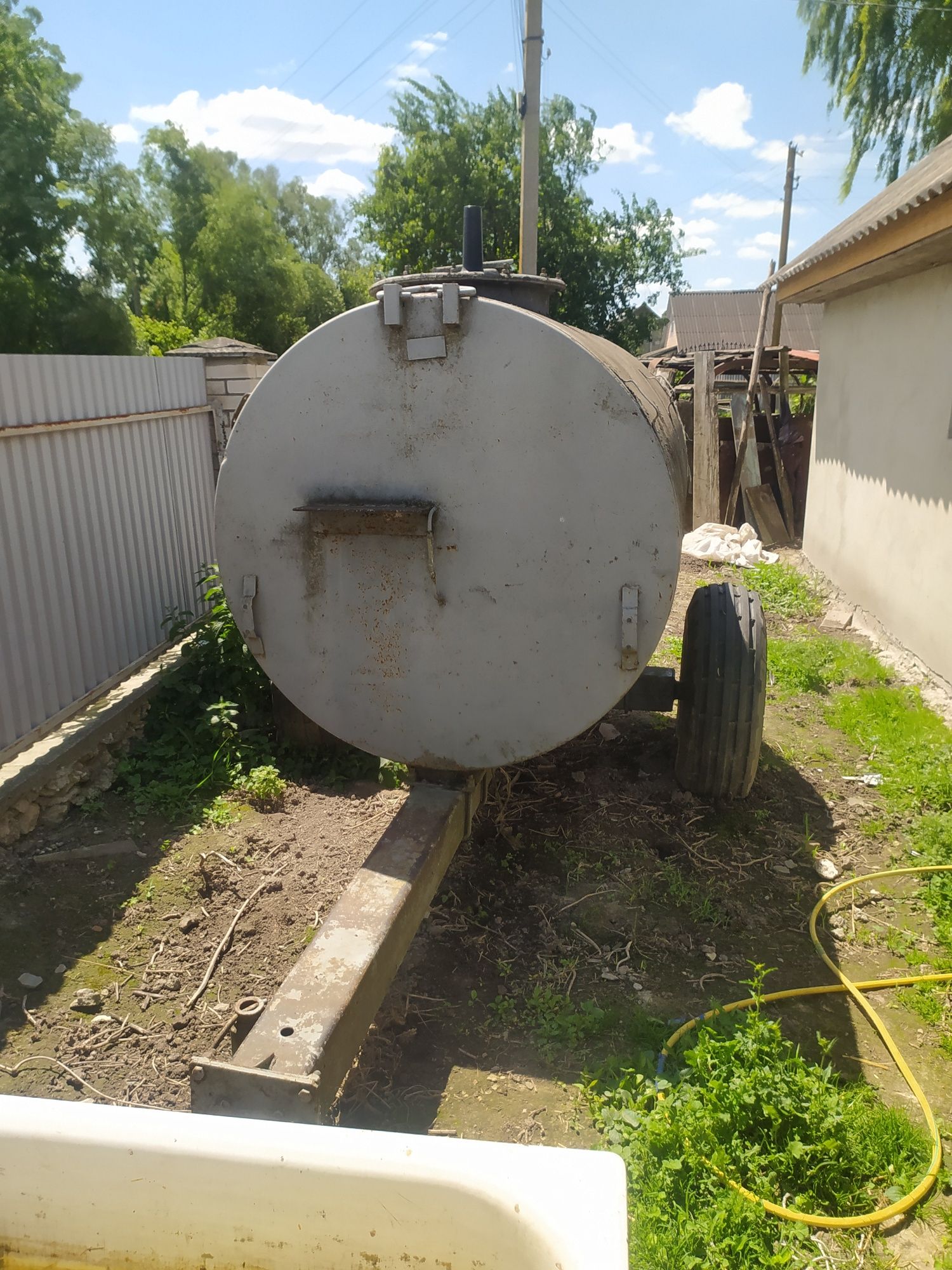 Продам бочку 3 м3