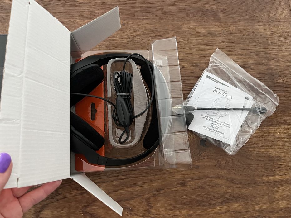 Słuchawki gamingowe Creative Blaze v2