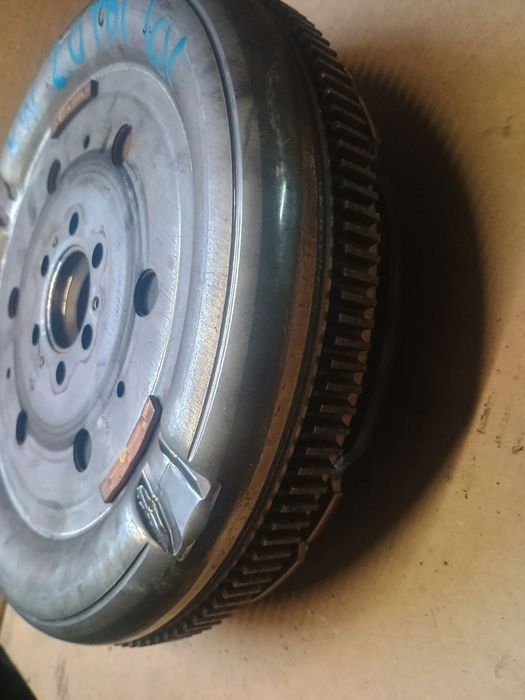 Kompletne dwumasowe sprzęgło 1.9 2.0 TDI 03L105266  03G105266