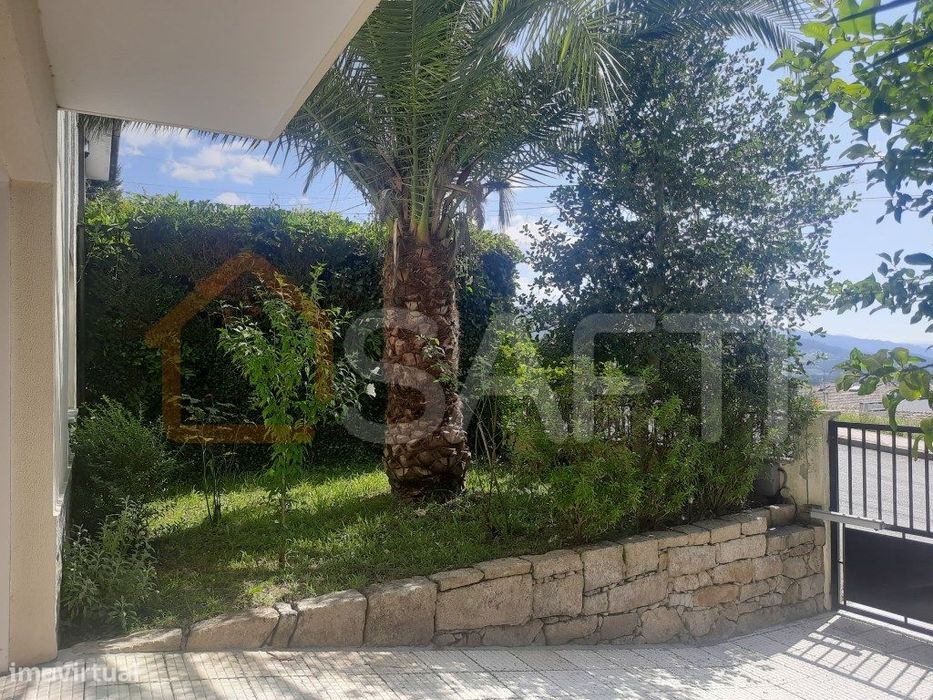 Moradia T3 a 1 Km da Vila de Melgaço