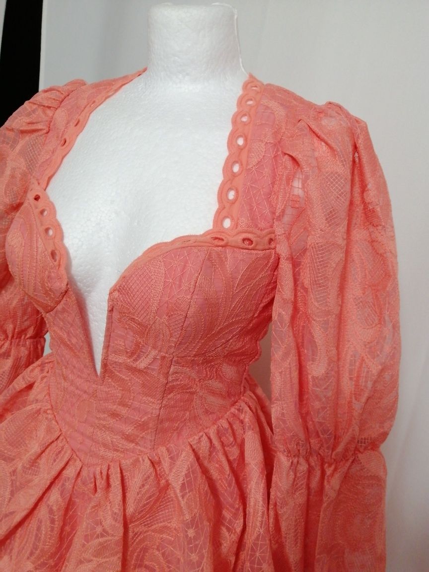 Krótka sukienka xxs/32 koronkowa ażurowa Asos