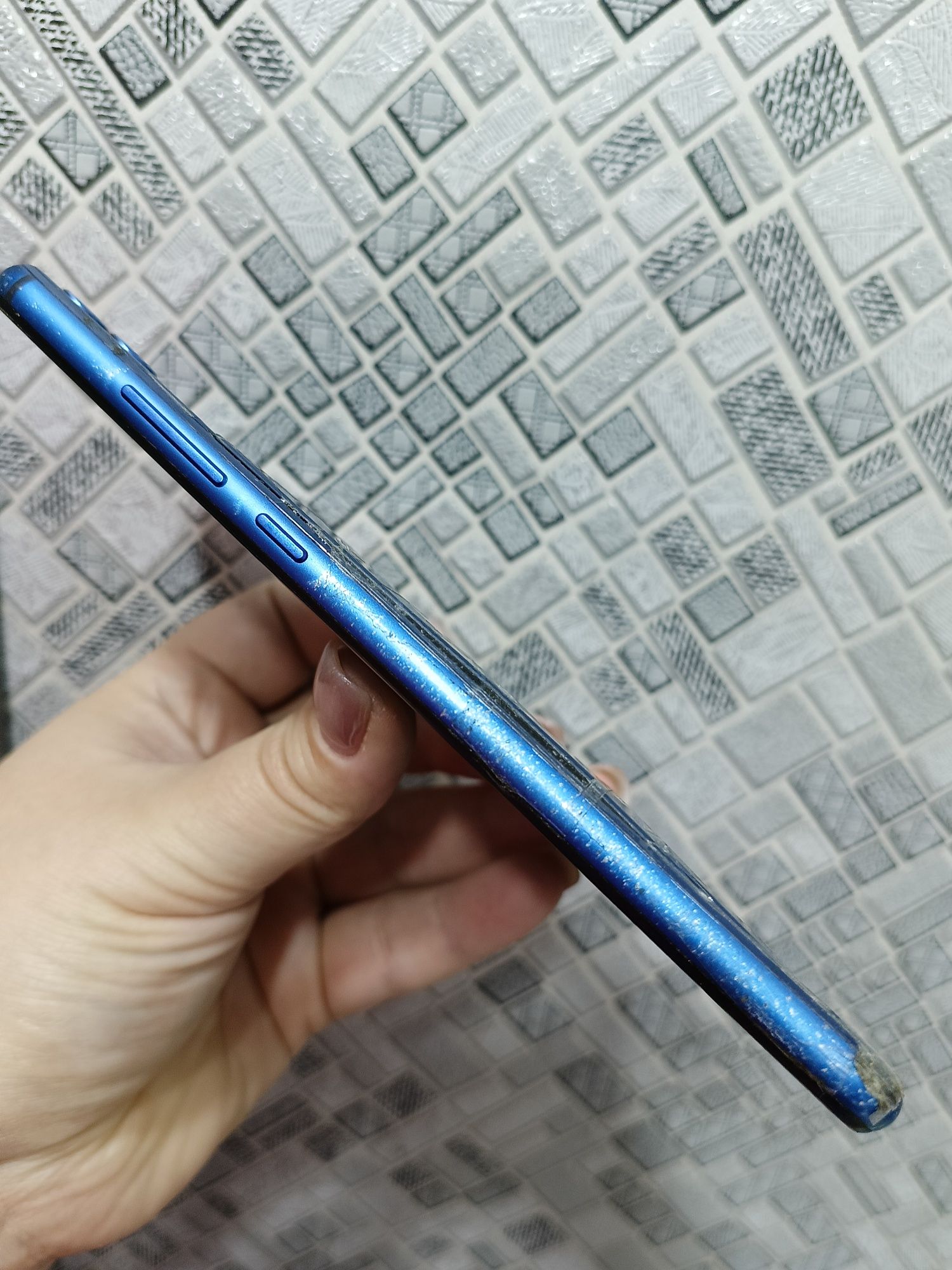 Honor 8X под восстановление или на запчасти