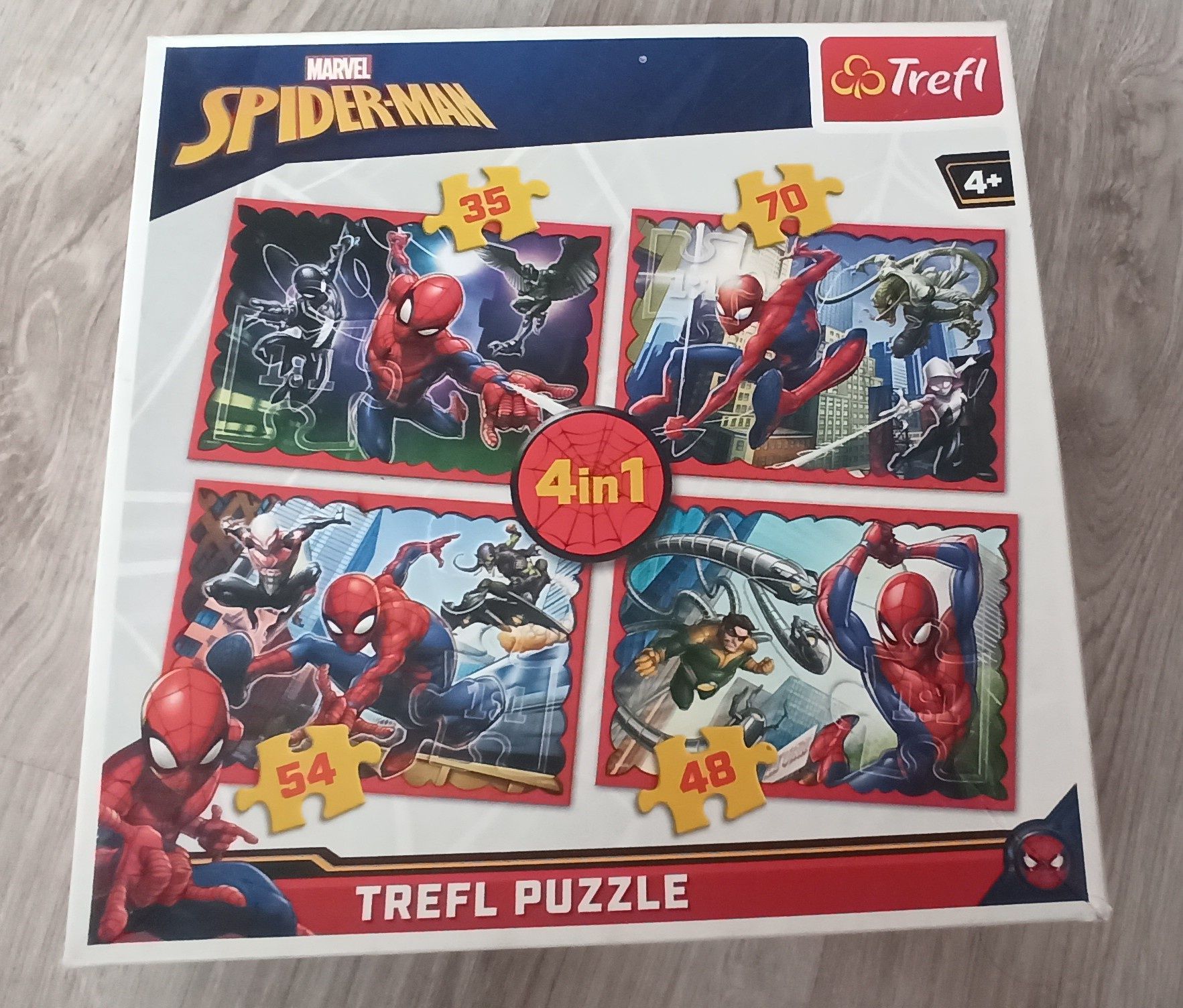 Puzzle trefl psi patrol 4w1 Spiderman