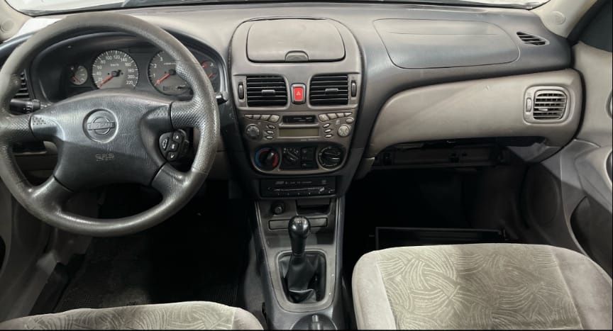 Nissan Almera qx 1.5 COMFORT