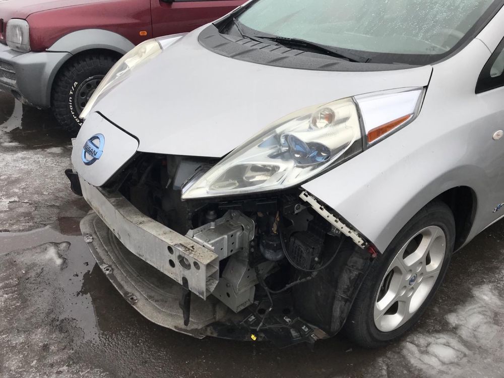 Розбірка шрот розборка на запчастини Ніссан Ліф Nissan Leaf 11-23