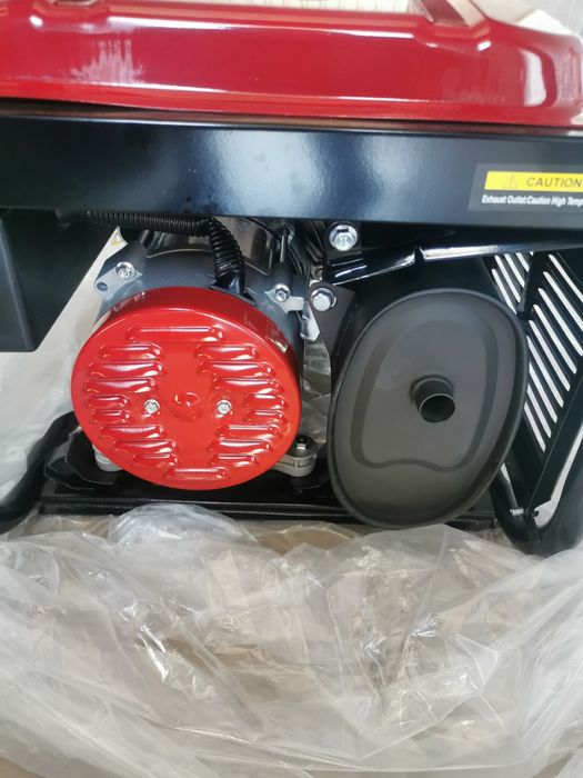 Генератор 3.5 квт. бензин