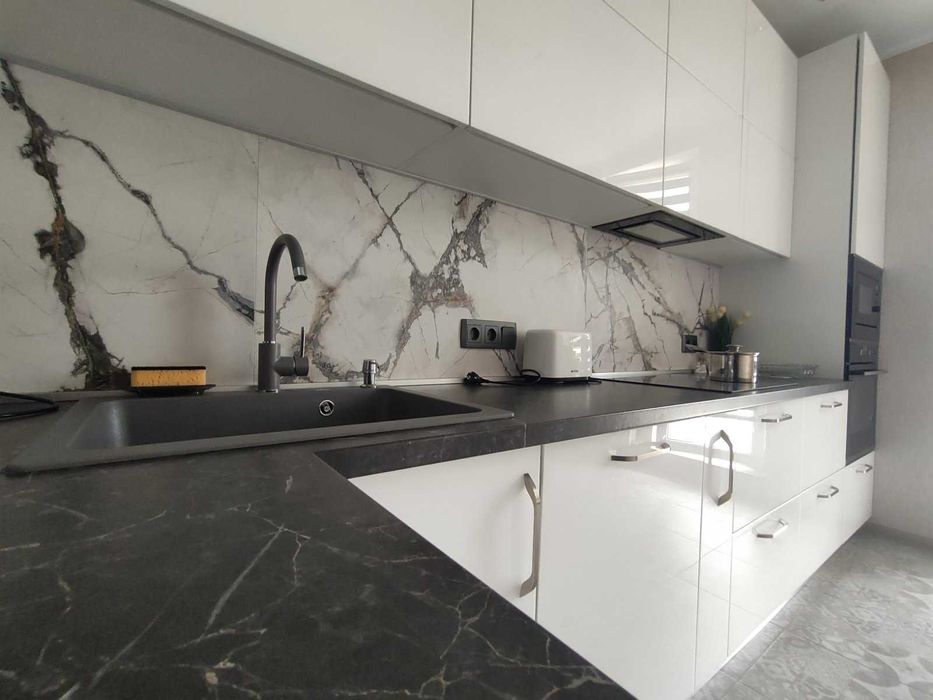 Продам шикарну двокімнатну квартиру в ЖК "Одеські традиції"