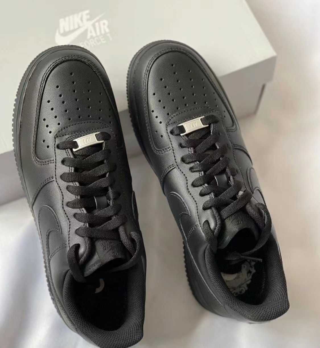 Nike Air Force 1 '07 Black 38