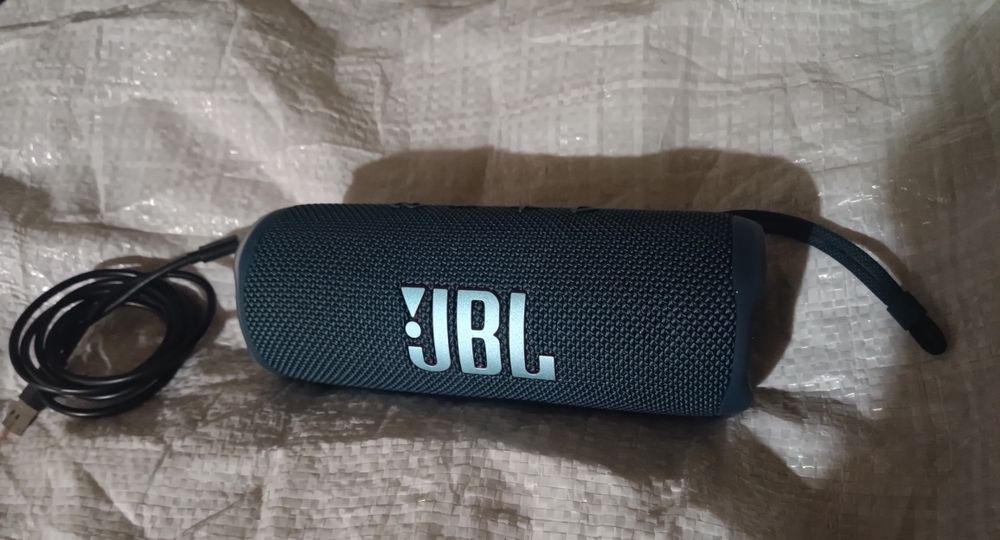 Jbl flip 6 original GG.темно синия цвета.+ Шнур.