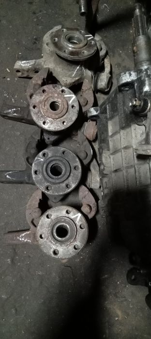 Балка,ступицы,задние двери,фонари Таврия Пикап, Славута