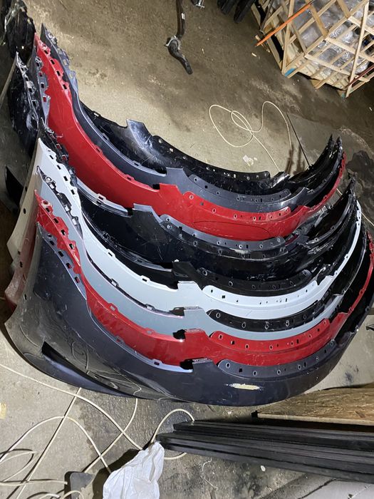 Бампер передний Tesla Model 3