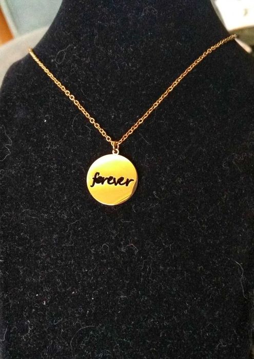 Colar Aço Dourado c/ Medalha Forever NOVO