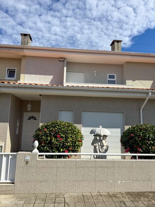 Moradia Geminada V3 Vila Nova de Famalicão