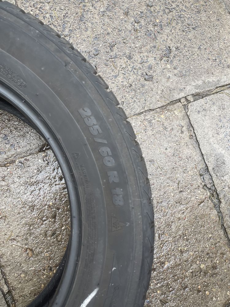 Opony zimowe 235/60/18 michelin