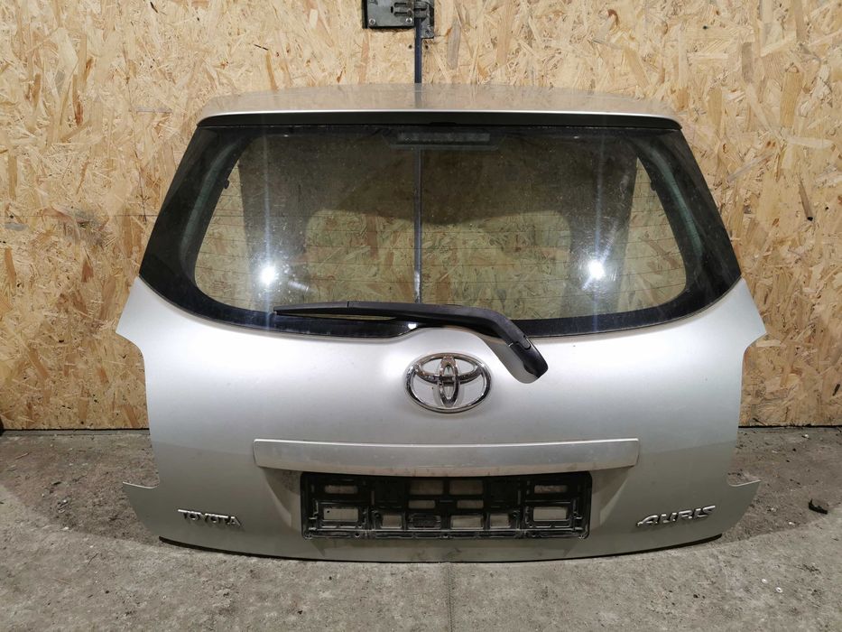 Крышка багажника Toyota Auris 06-13 Разборка