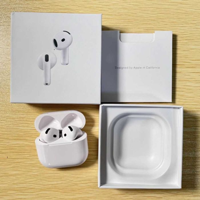 Apple AirPods 4 (ANC) novos, e por abrir
