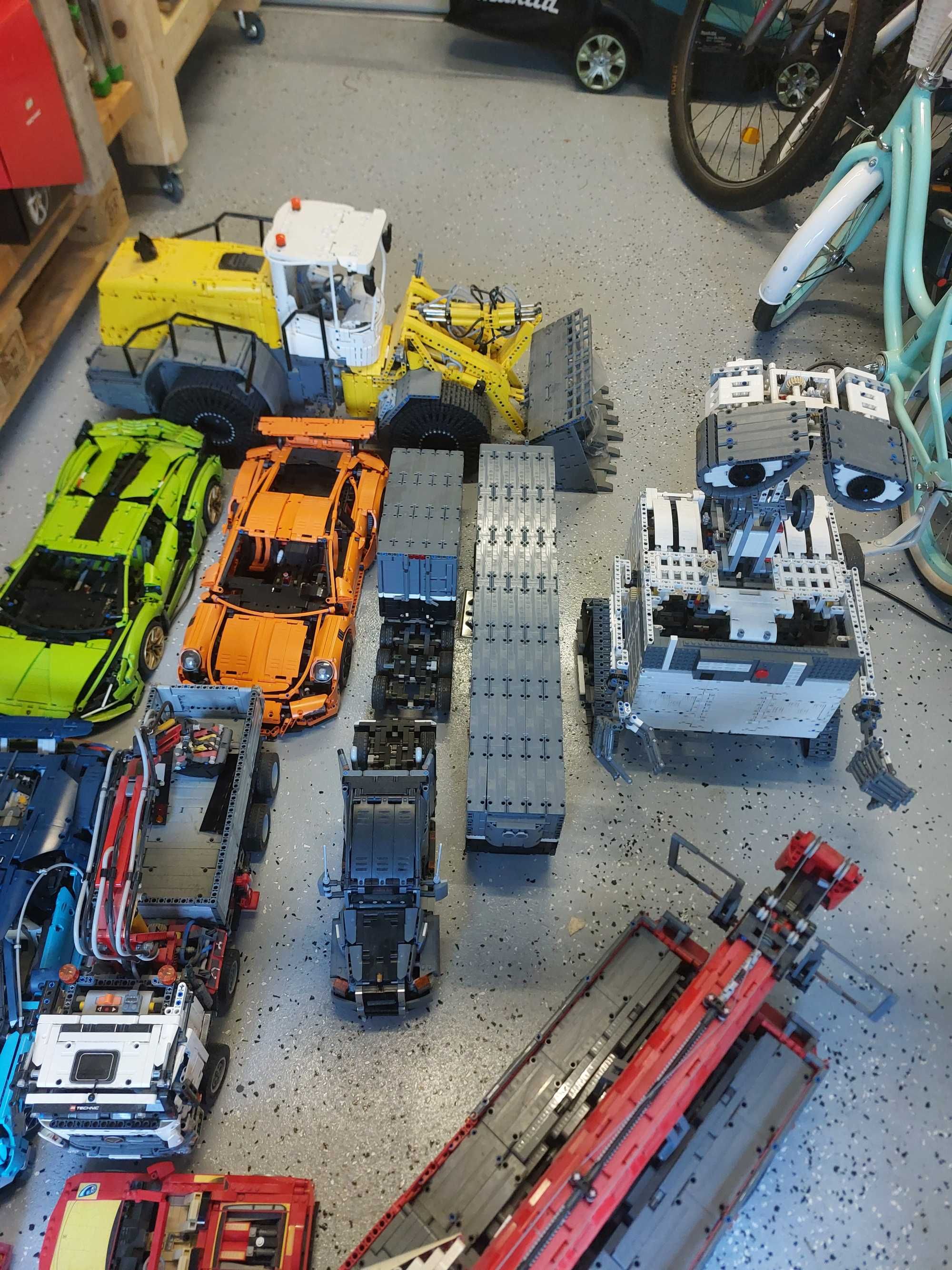 Lego technic 42056, 42083,42115 + modele MOC