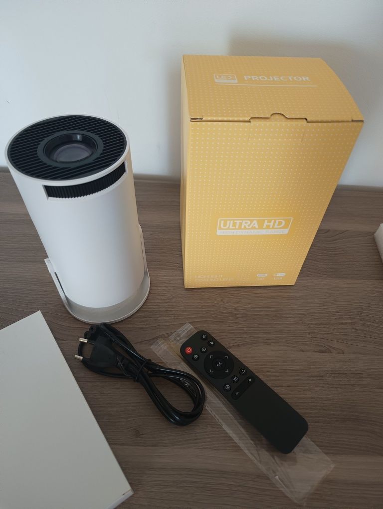 Projektor obrotowy, rzutnik, przenośny, SMART 4K, Bluetooth, do domu,