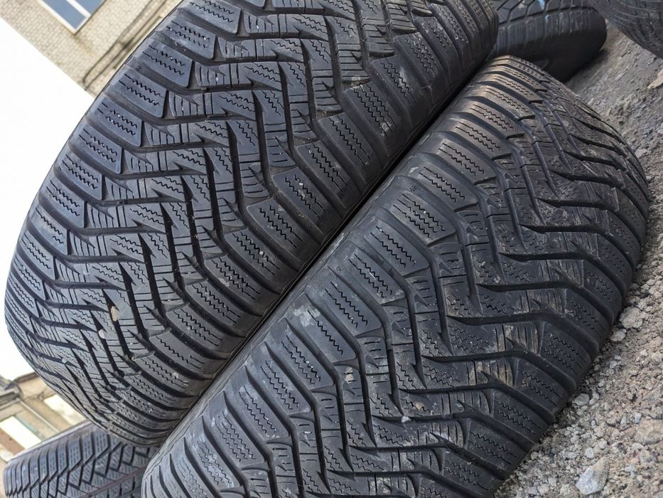 205/60r16 Laufenn зима