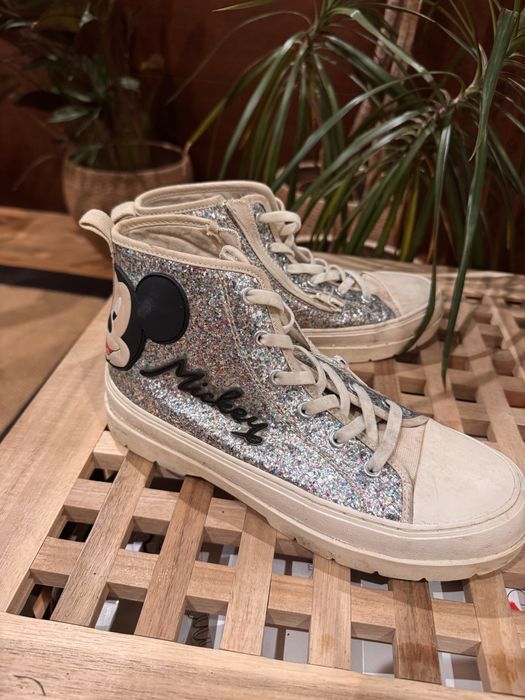 Sapatilhas brilhantes mickey