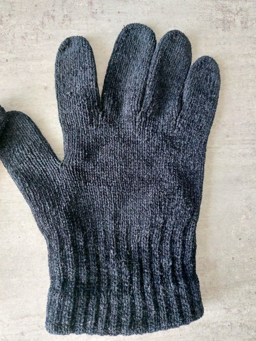 Granatowe rękawiczki