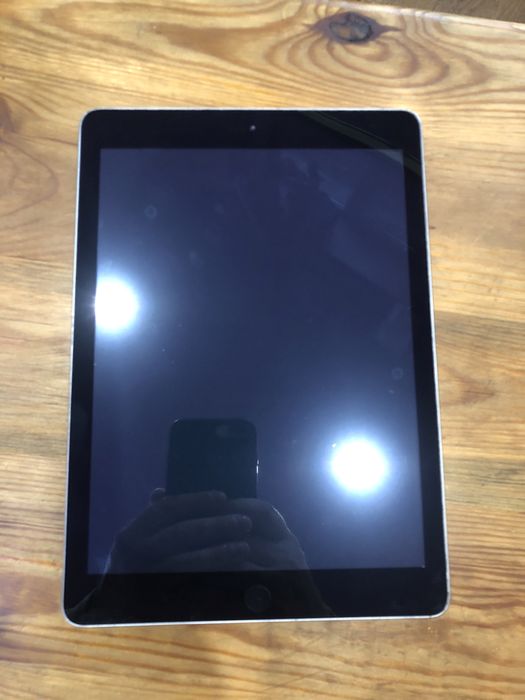 Apple Ipad Air 16Gb в идеальном состоянии
