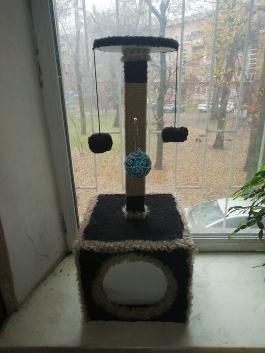 Когтеточка с домиком НОВАЯ