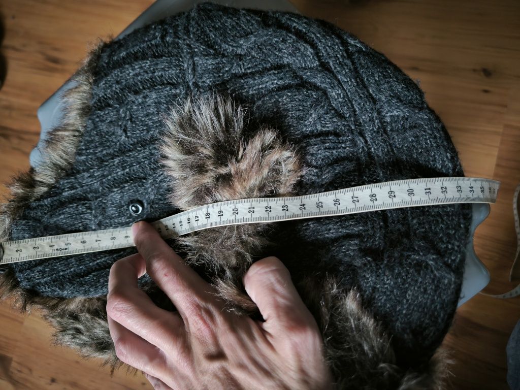Mountain Warehouse czapka uszatka z futerkiem szara zimowa ciepła