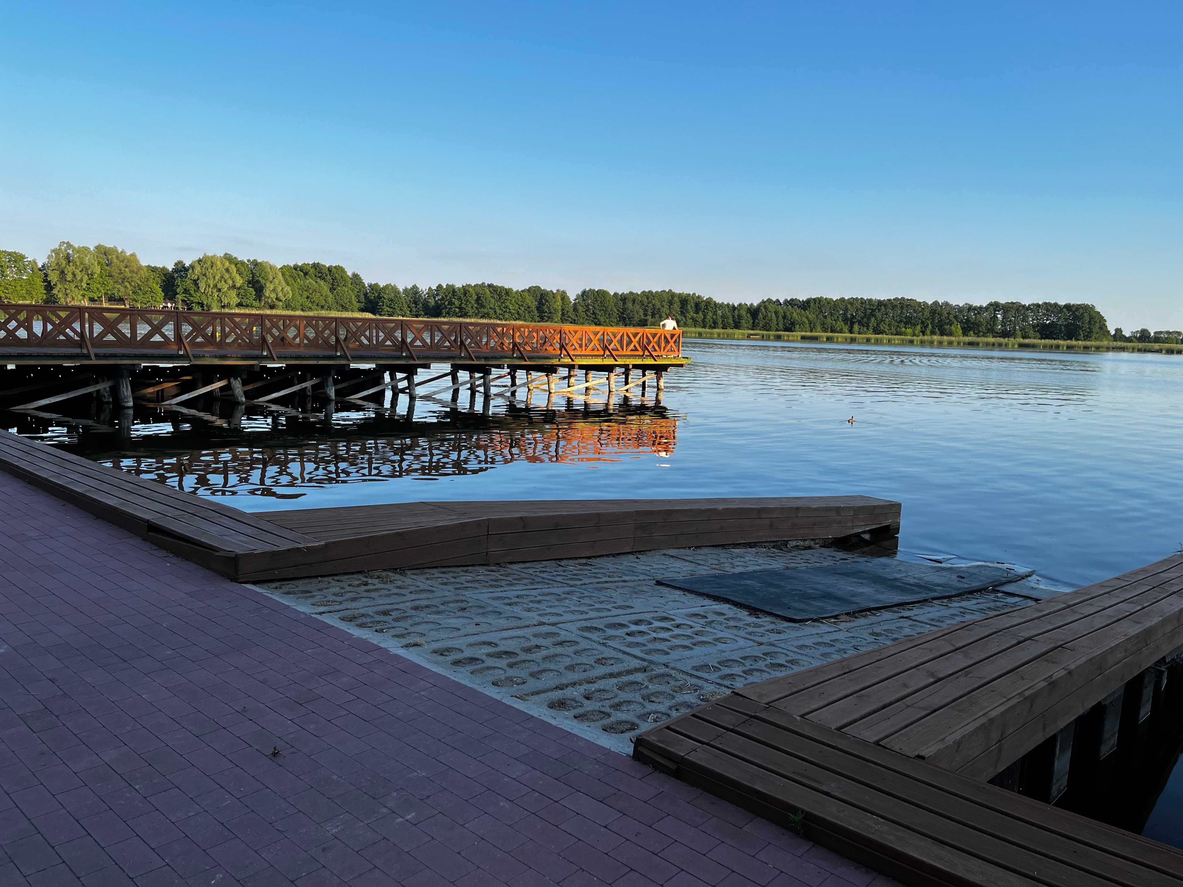 Domek w Sosenkach z własnym Jakuzzi  nad jeziorem