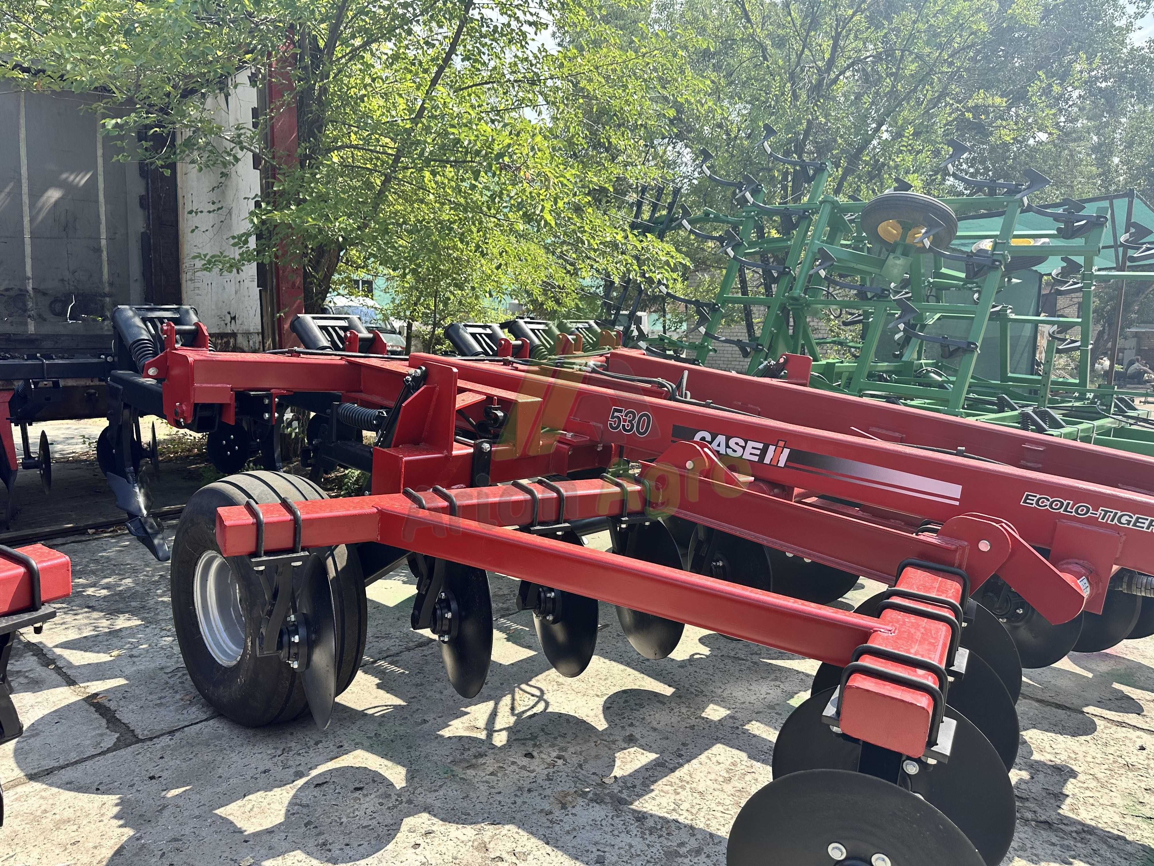 Глубокорыхлитель Case IH еколотайгер  530 Кейс шириною 3,8 метра