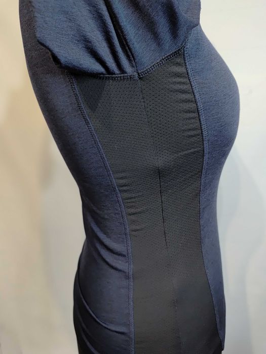 1365. Jeździecka koszulka techniczna Felix Buhler rozmiar XS