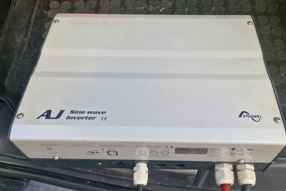 ИНВЕРТОР STUDER AJ 2400 24
​Общие характерис