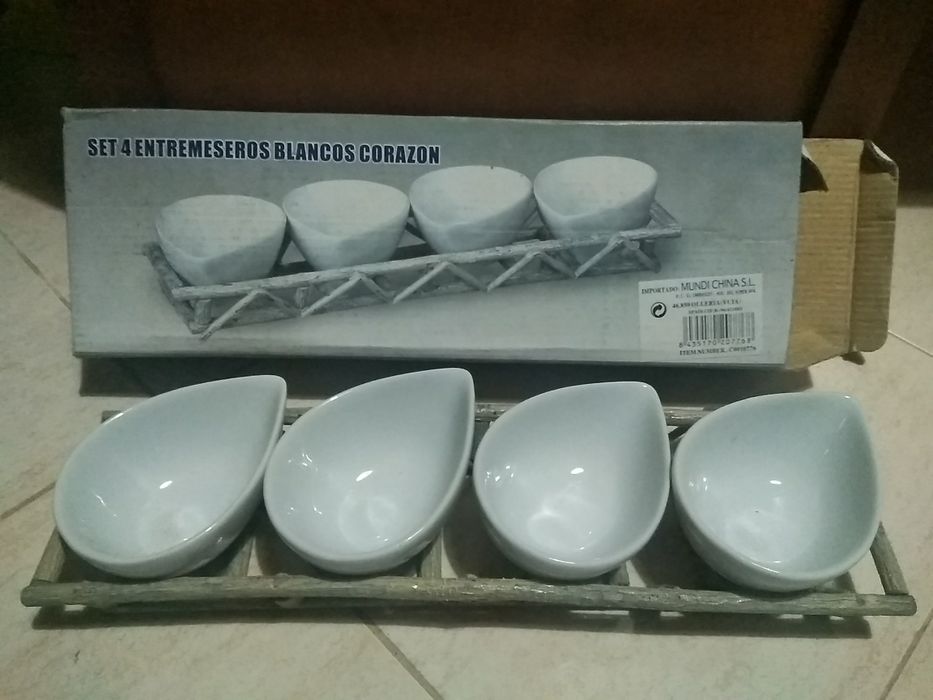 Tigelas para aperitivo ou molhos novas