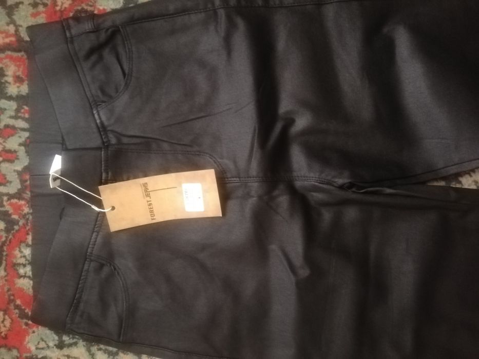 Красовки +Штаты +Куртка.