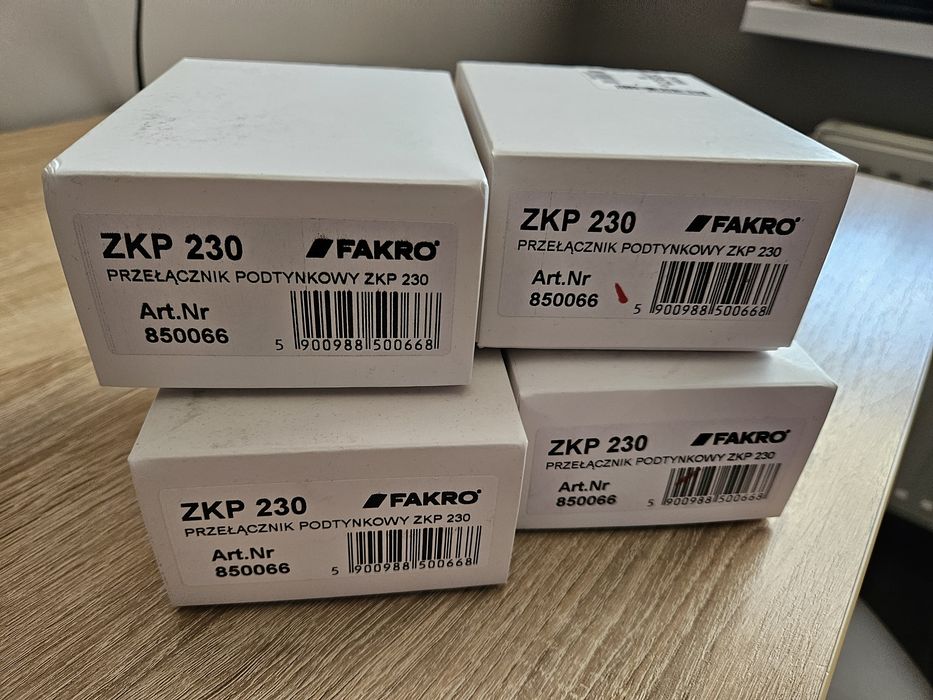 Przełącznik Fakro roletowy nowy