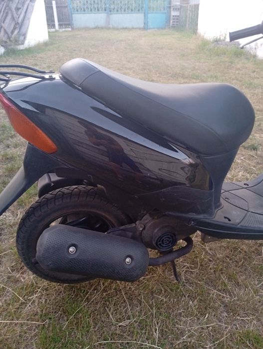 Скутер  Suzuki летс