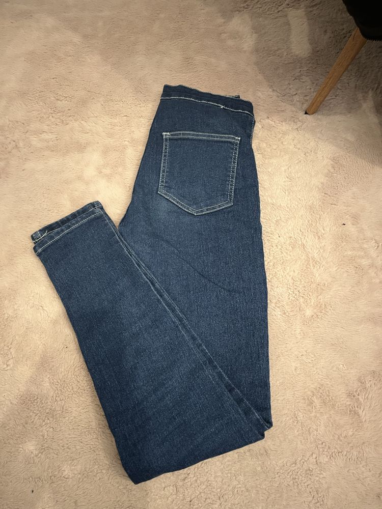 spodnie skinny z wysokim stanem
