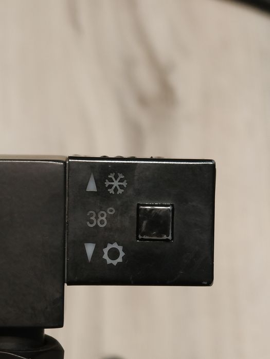 Kolumna prysznicowa, czarna, bateria termostatyczna