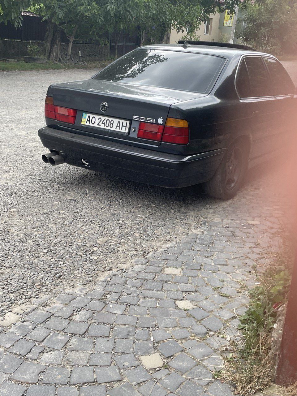Продам бмв 525і.