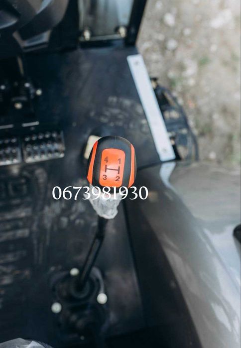 Мінітрактор Скаут ТЕ-504 рівна підлога, гума Armour +2 циліндра реверс